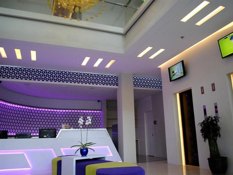Vio Westhoff Hotell Bandung Exteriör bild