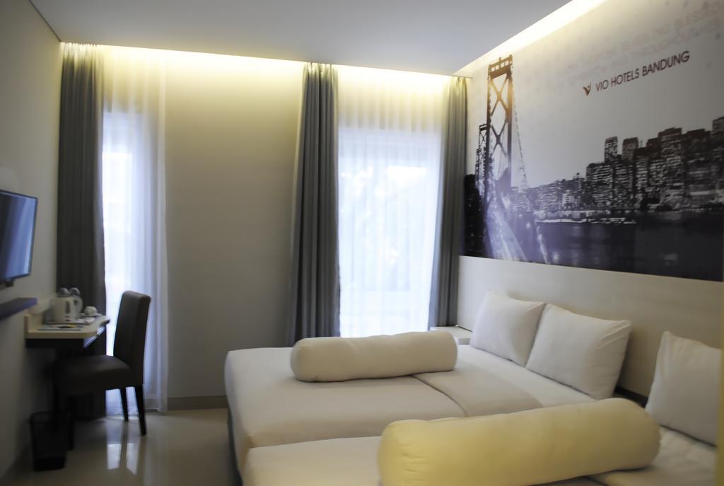 Vio Westhoff Hotell Bandung Exteriör bild