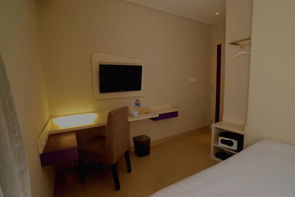 Vio Westhoff Hotell Bandung Exteriör bild